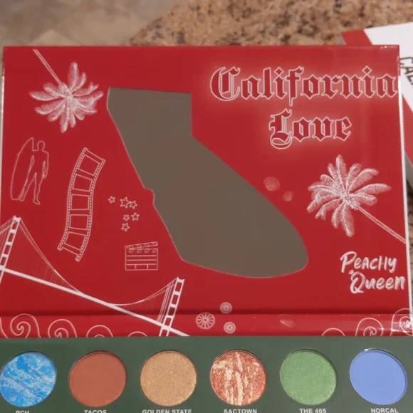 New Peachy Queen California Love palette - Picture 2 of 6